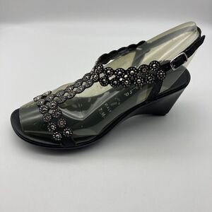Contesa Italian Jeweled Wedge Sandals Size 7,5M Black/Silver Color Made in Italy